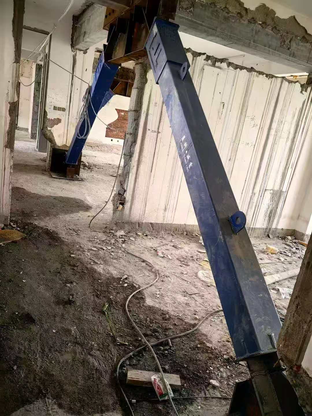常州柱子粘钢加固施工工艺